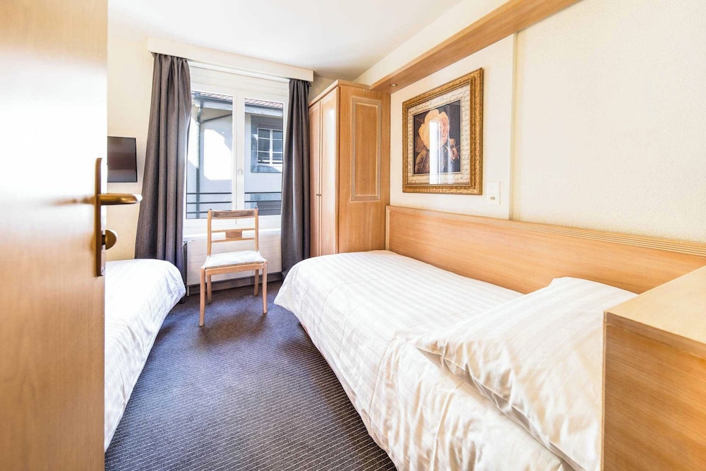 Modern Apartment - AC 1br/4p - Geneve