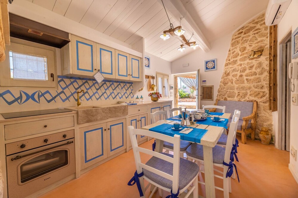 Trullo Mmammineddhu - Vicino le Spiagge di Sabbia