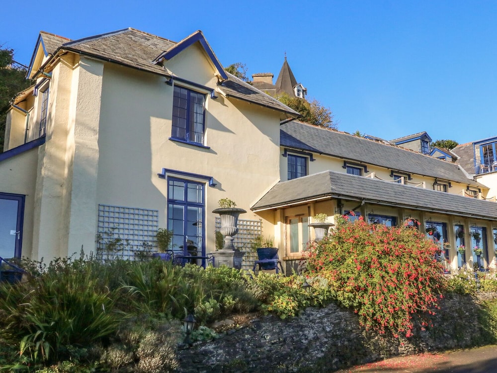 Lynton Vacations - C S Lewis Balcony - Property Image 1