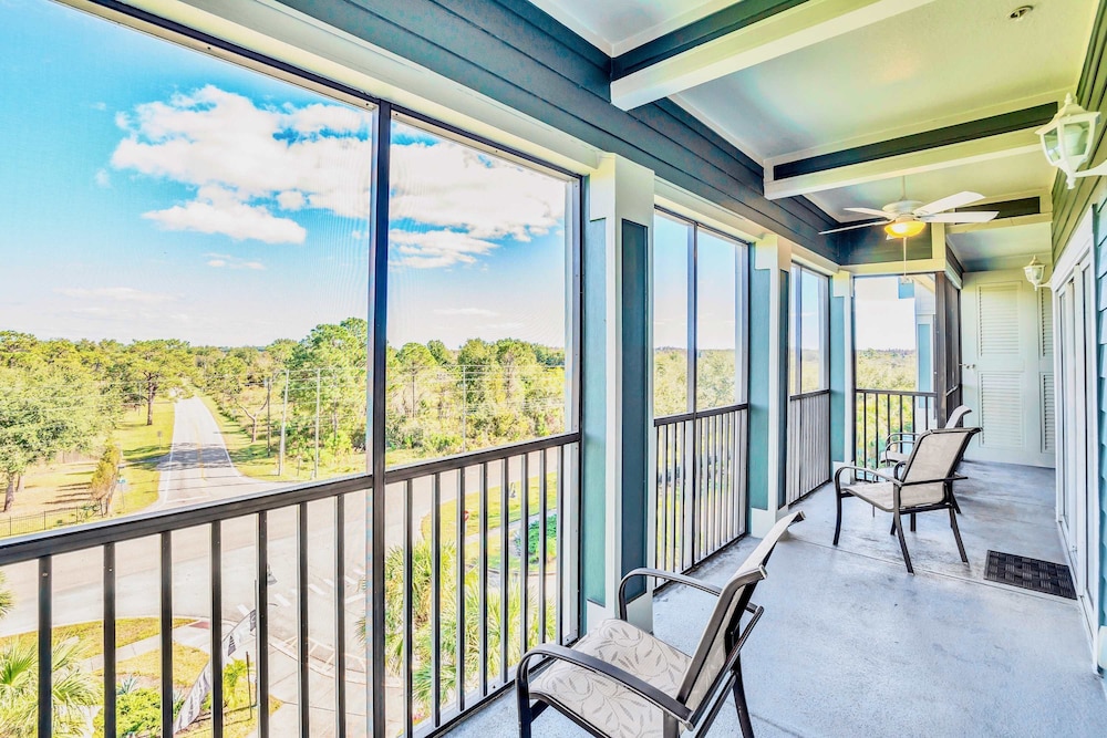 Modern 2BR Condo w Private Patio7 min to Disney