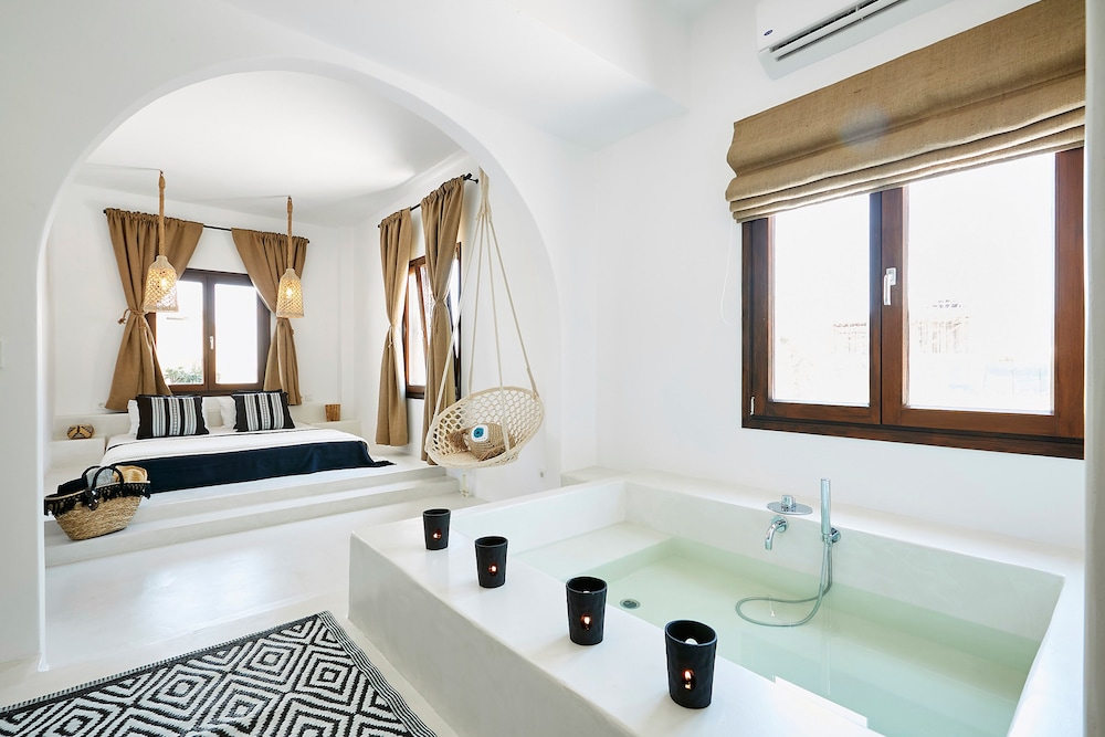Le Blanc Suite