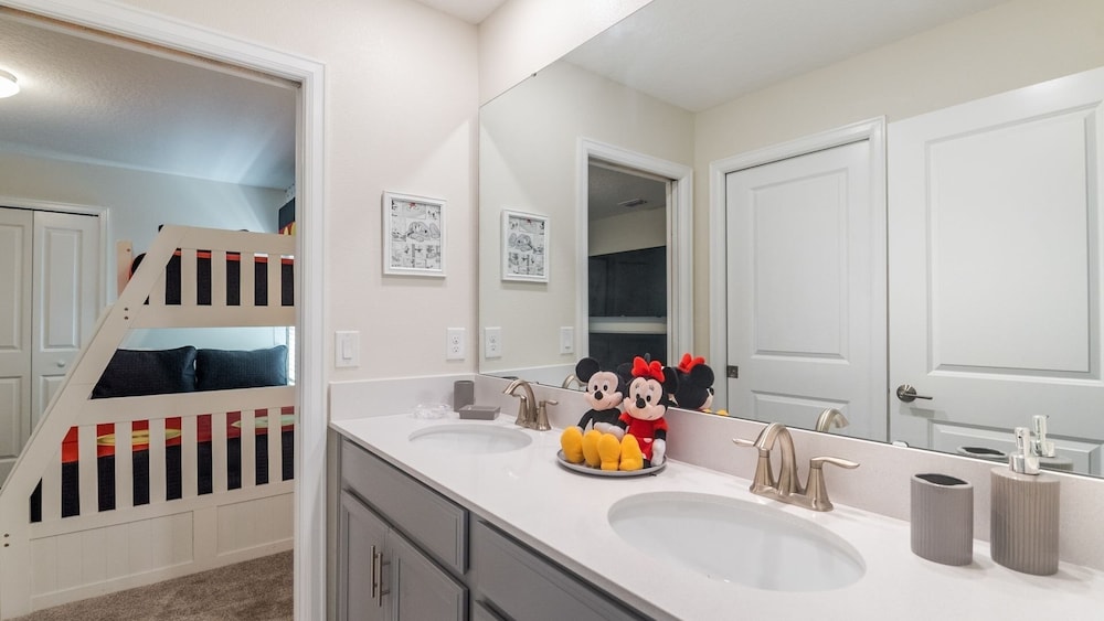 Storey Lake Resort 6 Bedroom Private Pool Home with Game Room 6 Home