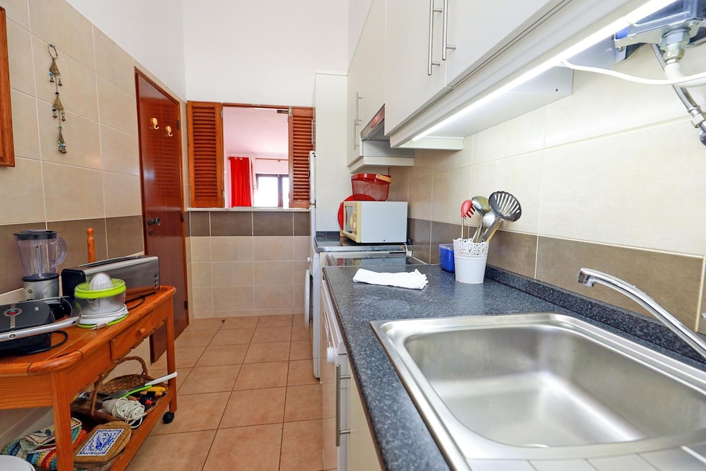 B86 - Beachline Apartment in Praia da Luz
