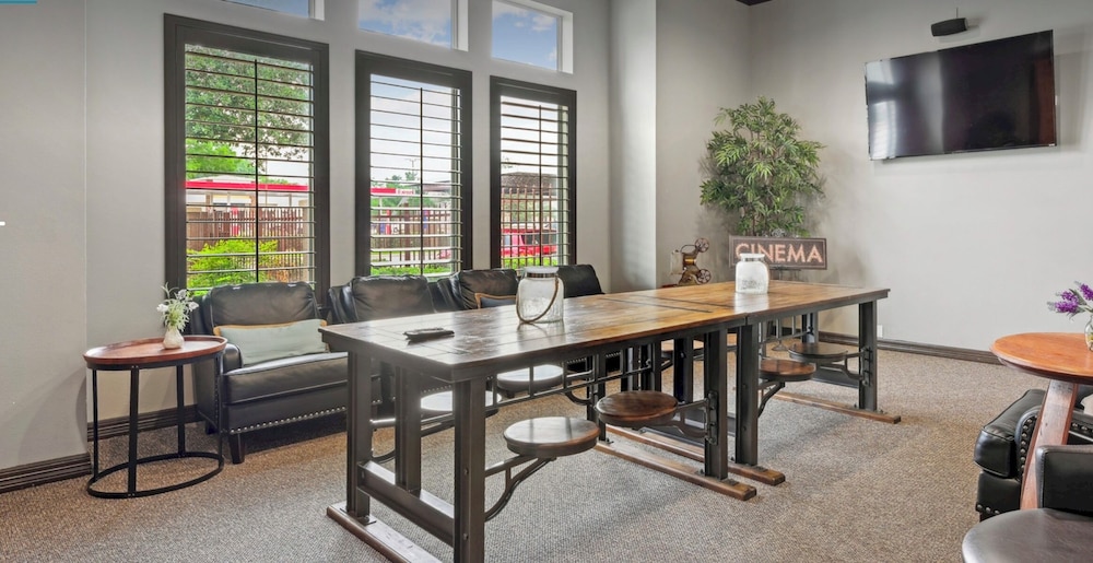 Landing Furnished Apartments Northwest Houston