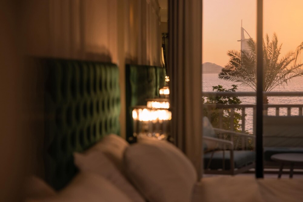 Signature Residence - The Palm Jumeirah - 2 Bedrooms 170 SQM