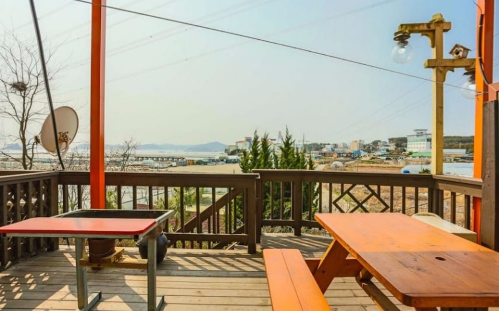 Daebudo Americano Pension view 5