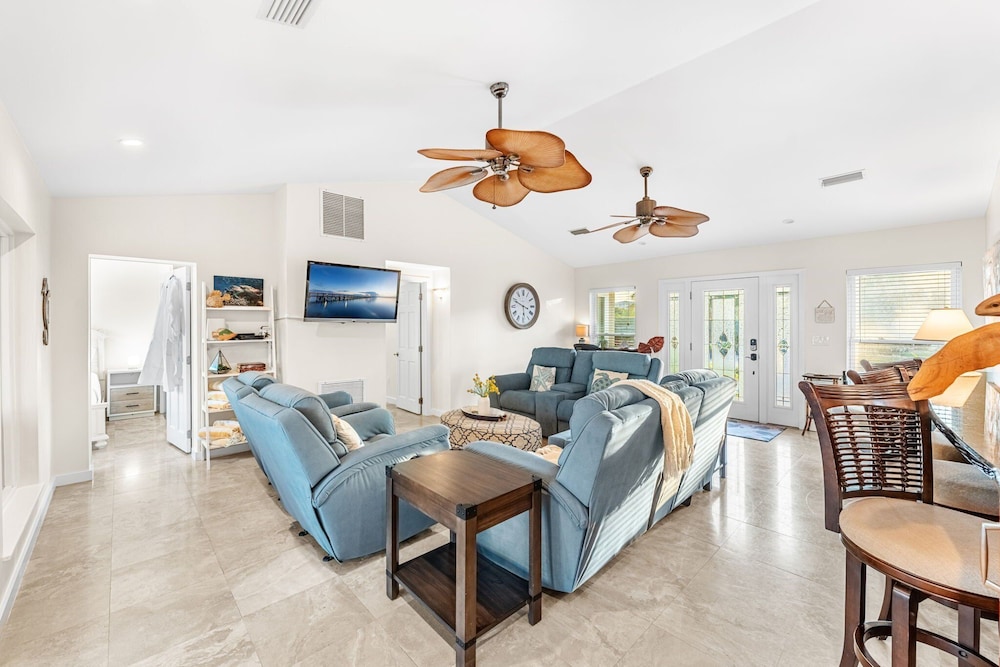 3435 S Highway A1A
