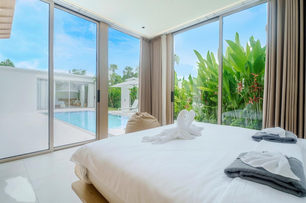 Asherah New 3BR Pool Villa + Free Airport Transfer