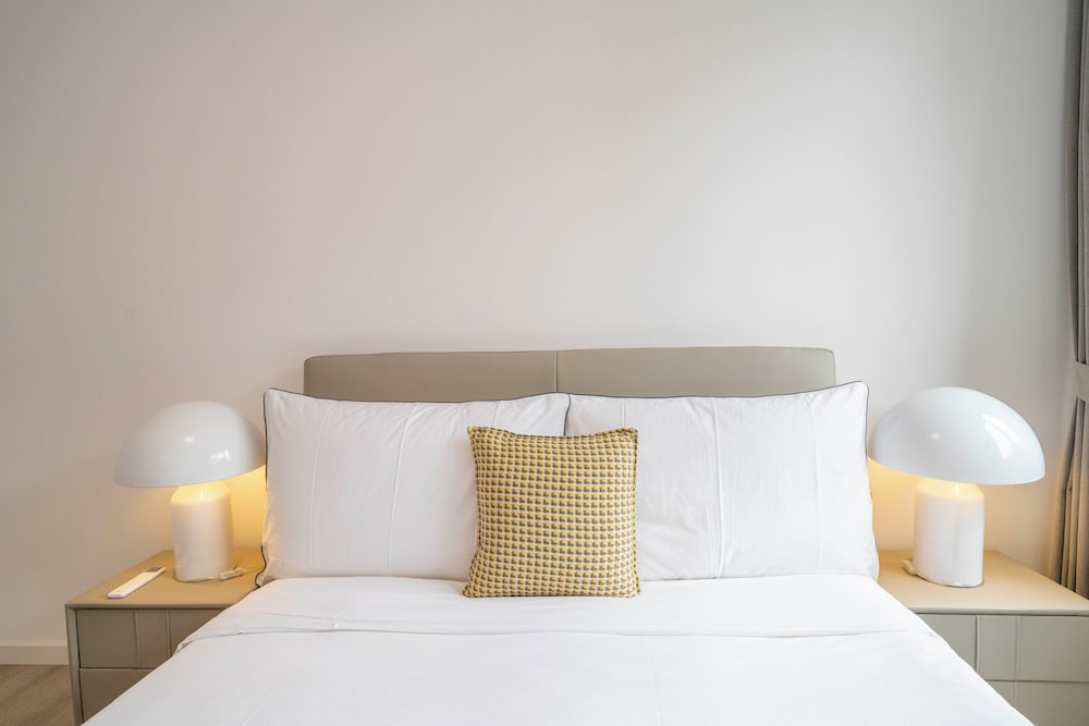 Tyms 2BR APT Hongqiao Paris Classic