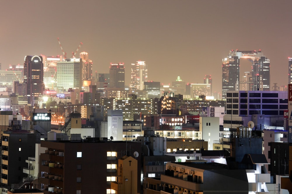 Shin-Osaka Youth Hostel