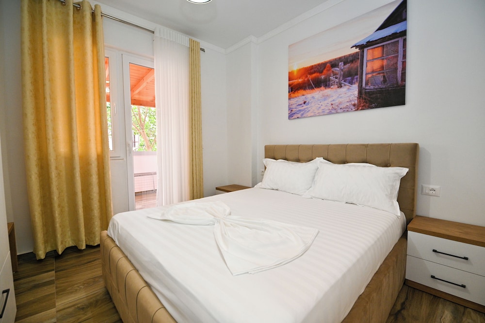 Elite Apartments