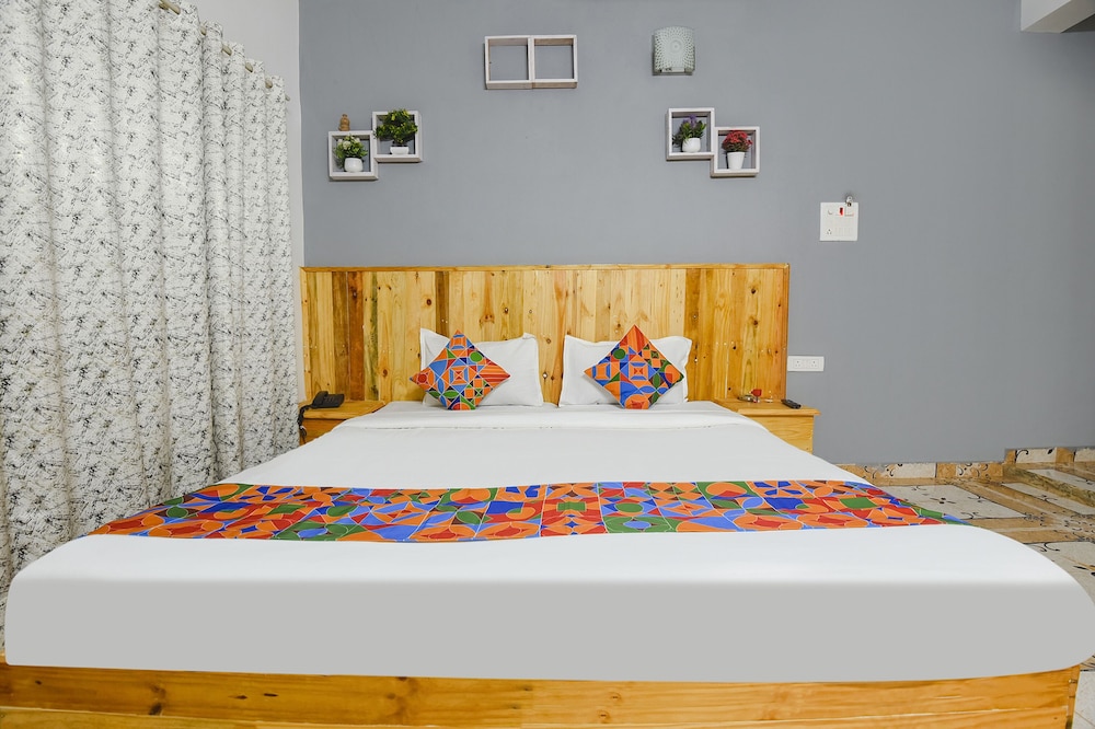 Fabhotel Edem Garden