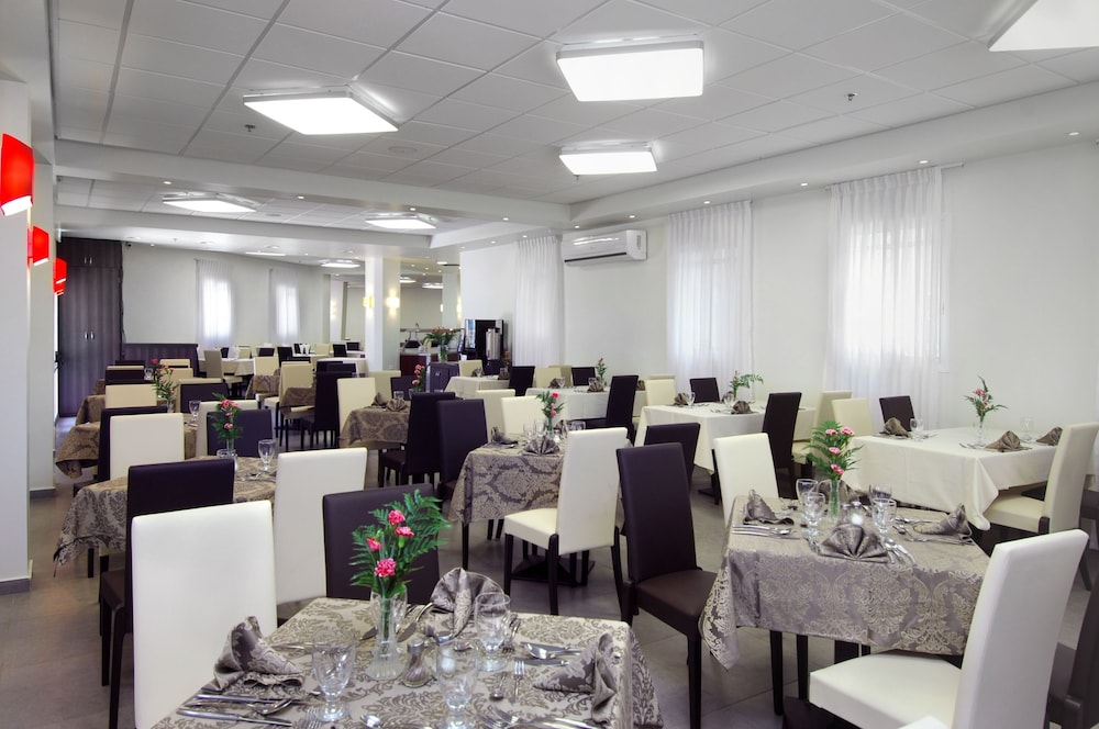 Tiberias Vacations - Arazim Complex - Property Image 7
