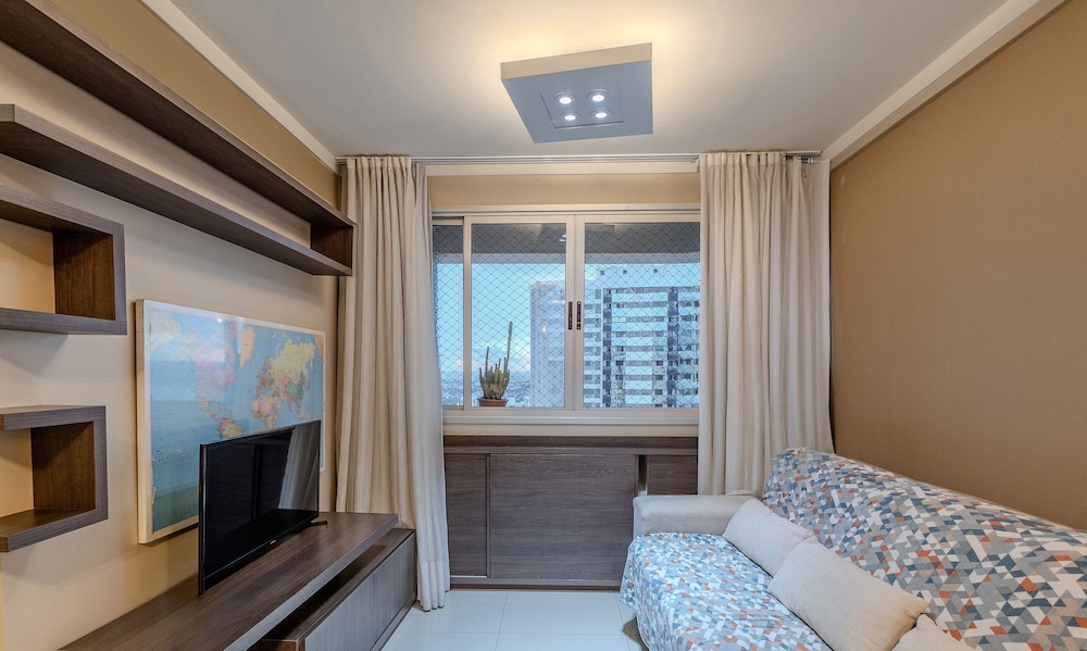 Luxury Penthouse w/ Jacuzzi in Brasilia Bcy2001