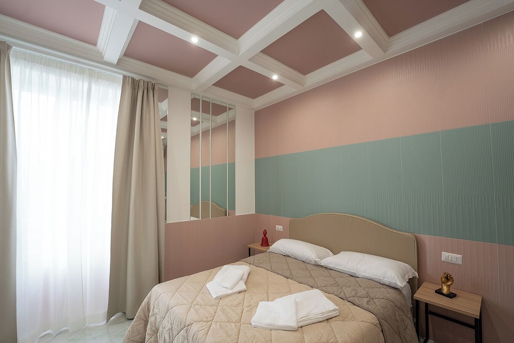 P.C. BOUTIQUE H. VESUVIUS NAPOLI CENTRO by ClaPa Group Dislocated Hospitality