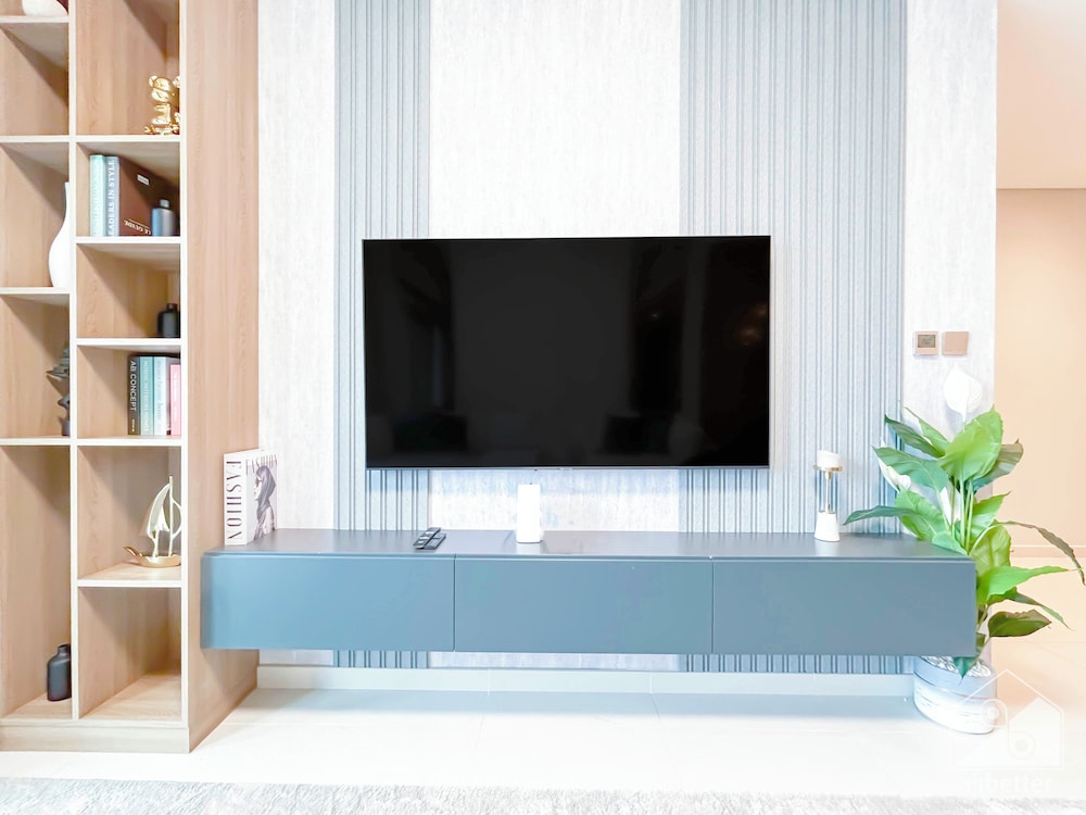 Spacious 3.5 Bedroom Apartment in Burj Royale