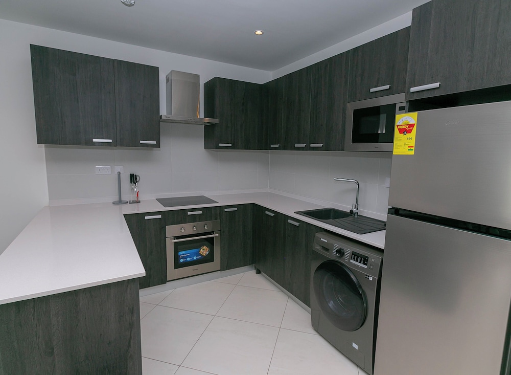 Snug three-bedroom Unit