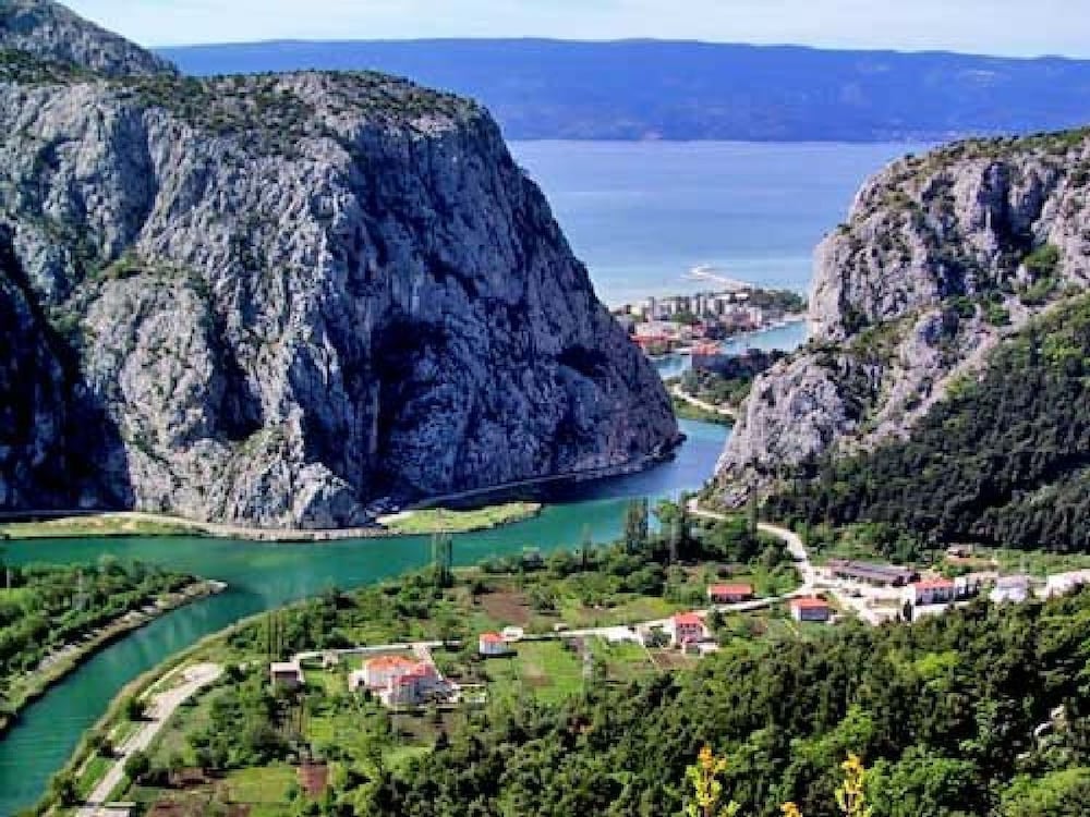 Apartment Sreta view 4