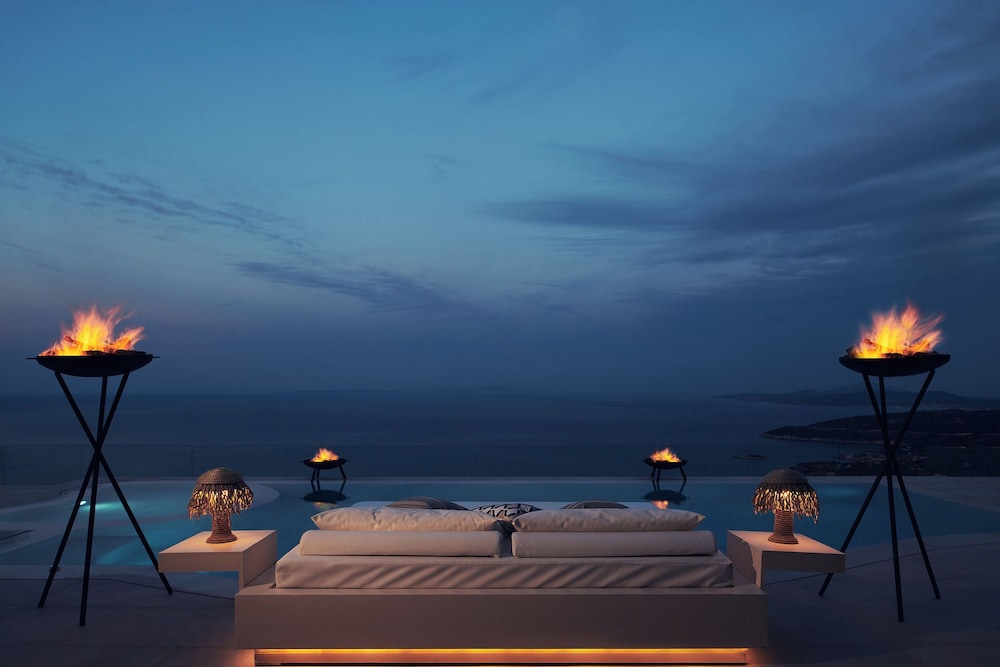 Emerald Villas & Suites