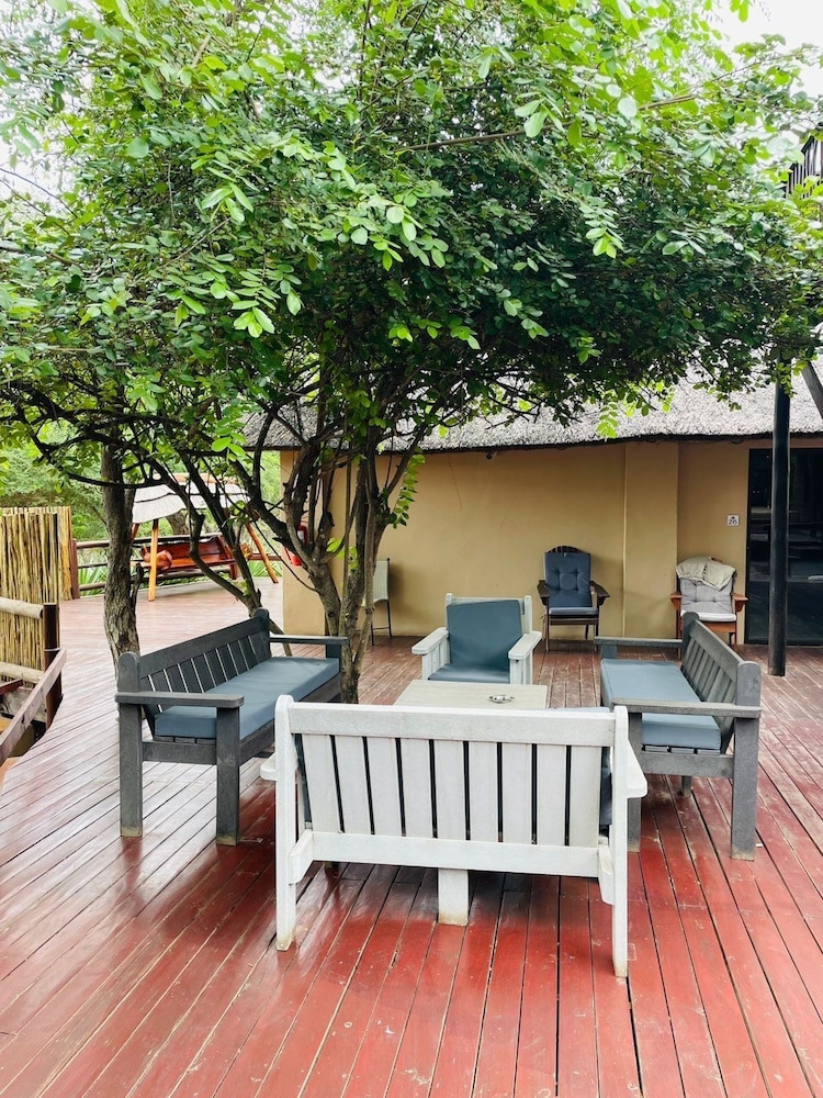Pan African Safari Lodge