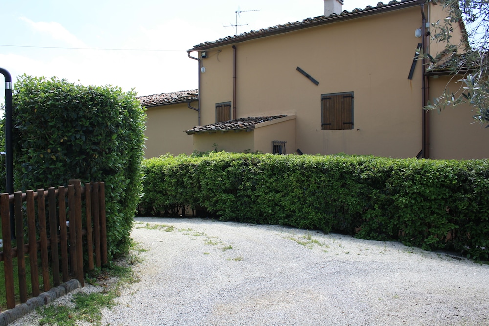 Agriturismo Comparini Le Balze view 3