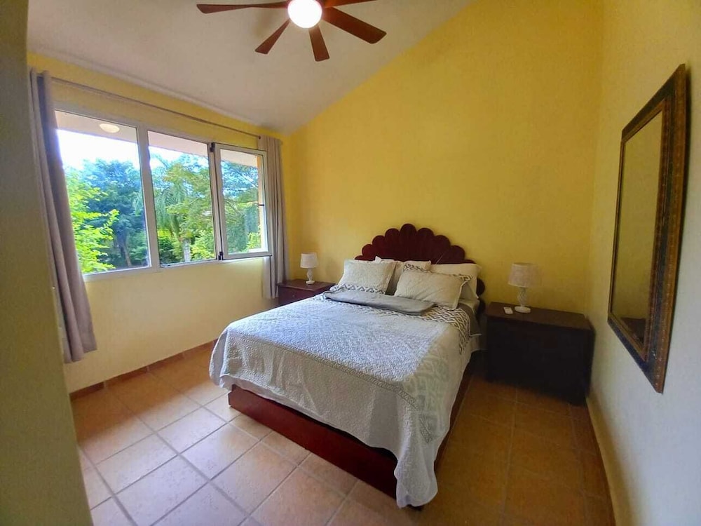 Las Brisas, Juan Dolio, 3br, 2 Pools, Jacuzzi, Beach, Golf, 7 Sleeps