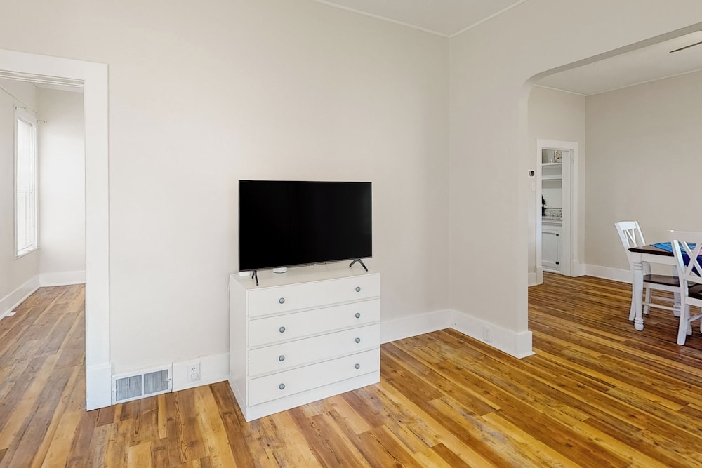 2BR Home w/ Mountain View, W & D, Private Yard