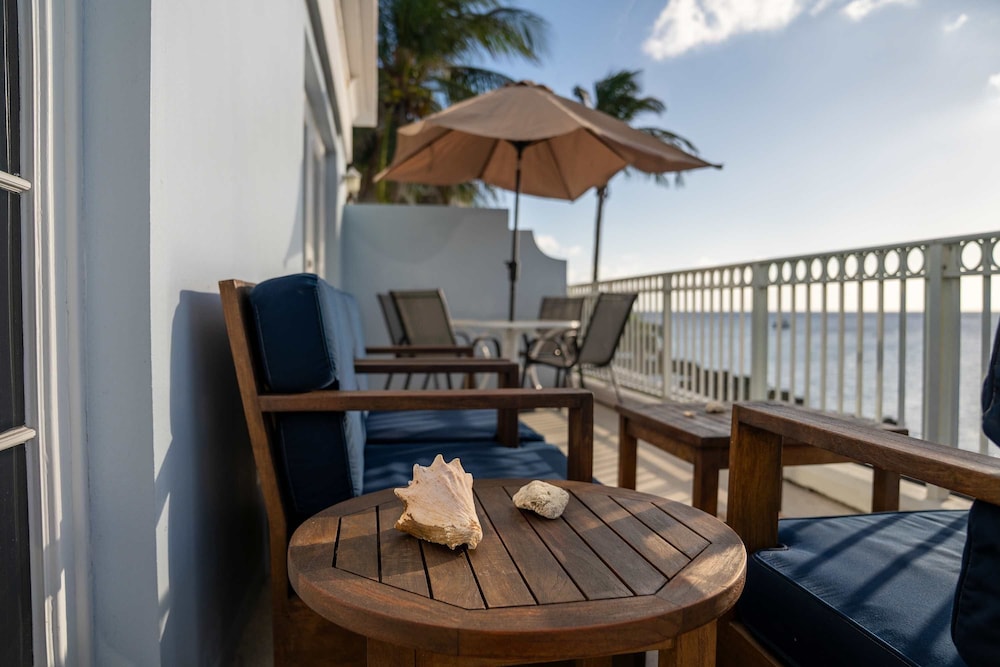NEW Oceanfront Condo in George Town
