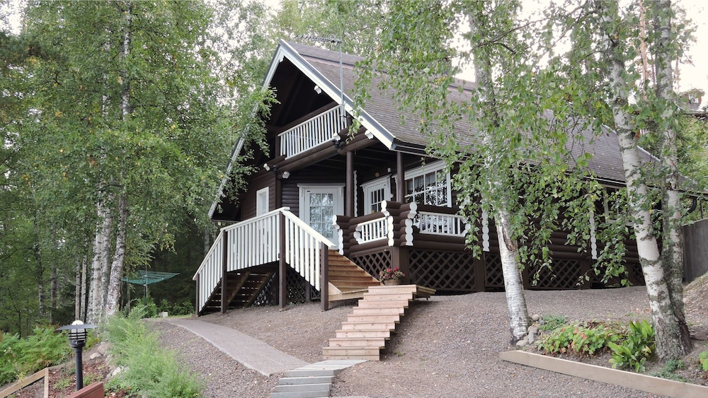 Kesäpesä
