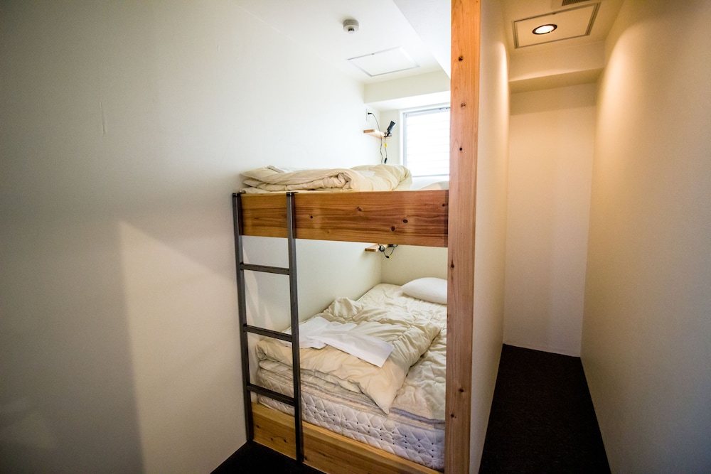 Santiago Guesthouse Hiroshima – Hostel