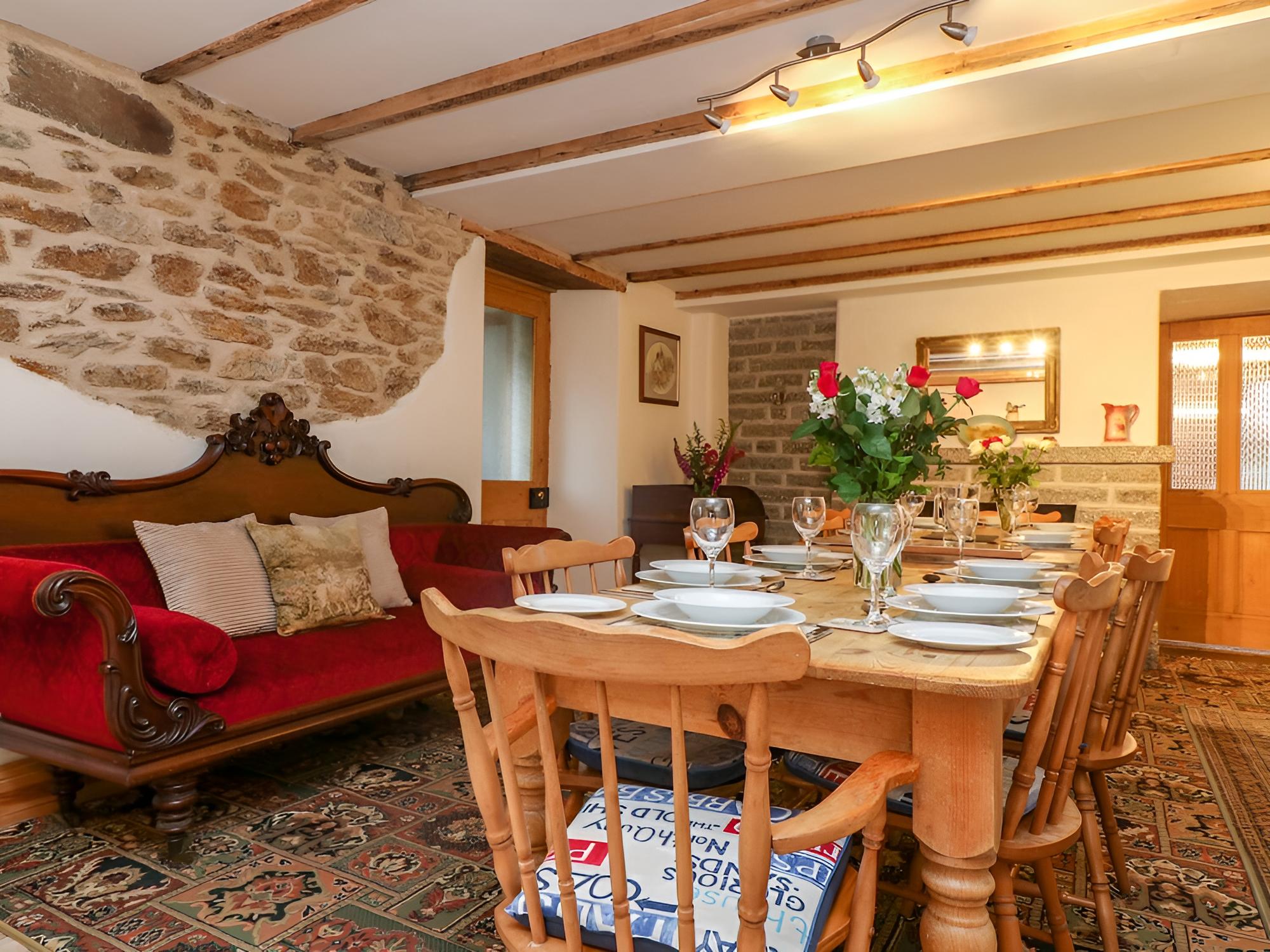 Hingey Farmhouse view 4