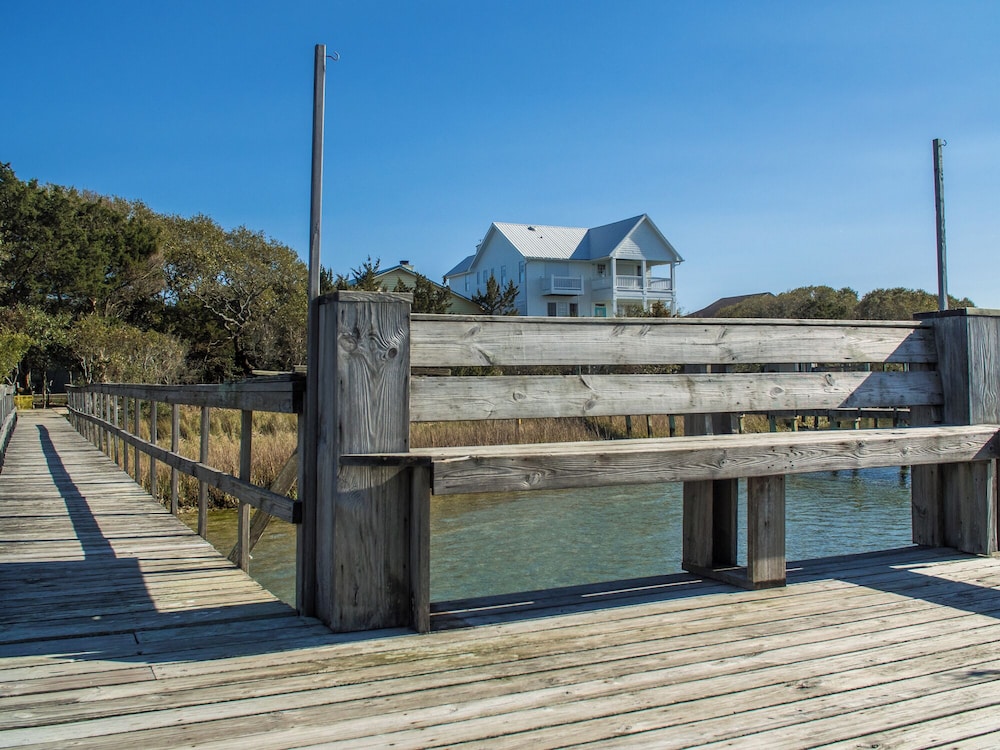 Dock Holliday by Topsail Realty