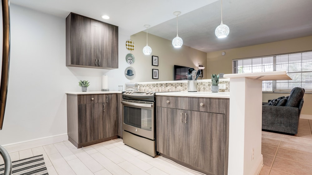 Serene 1BR Haven Fort Lauderdale