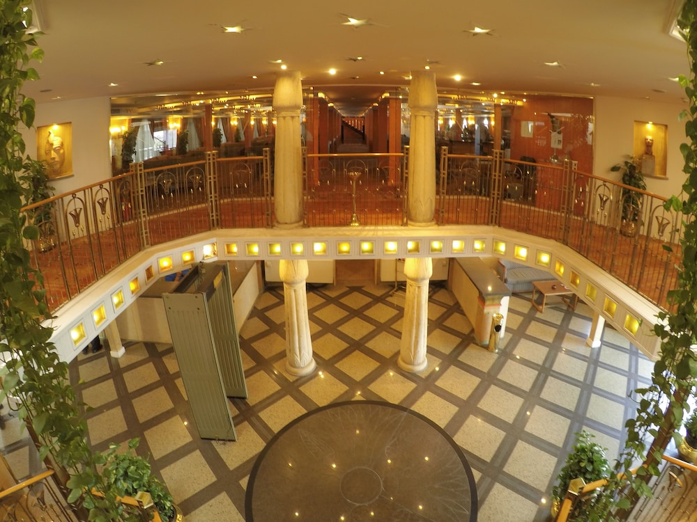 MS Nile Azur, Luxor-Luxor 7 Nts Cruise Sat-Sat
