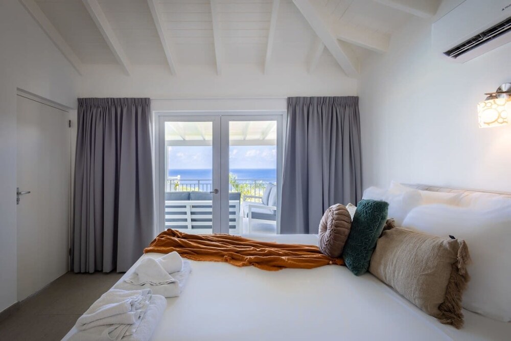 Coral Dreams Ocean Whispers at Villa Solaris