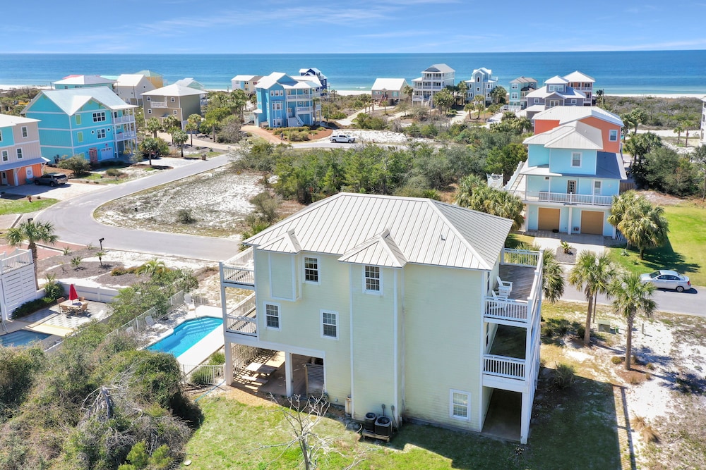 Sea Breeze Manor