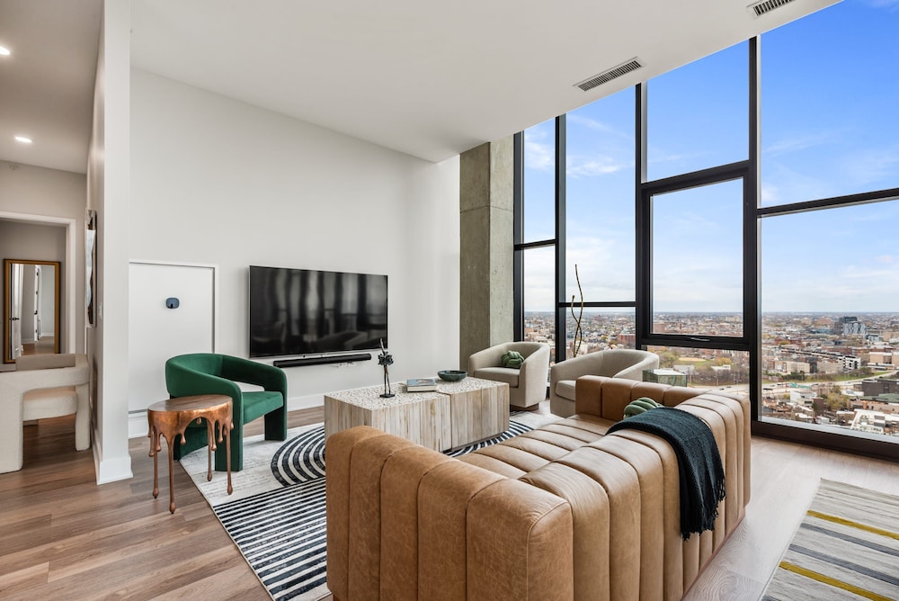 Group Escape 2 Luxury 3BR Penthouses