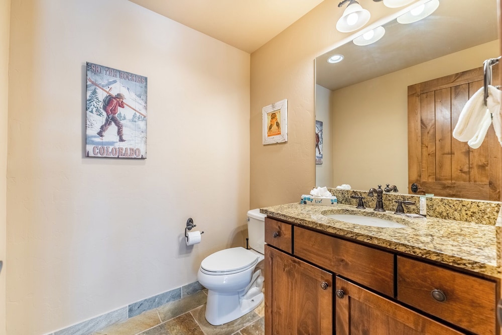 223 Caravelle Drive