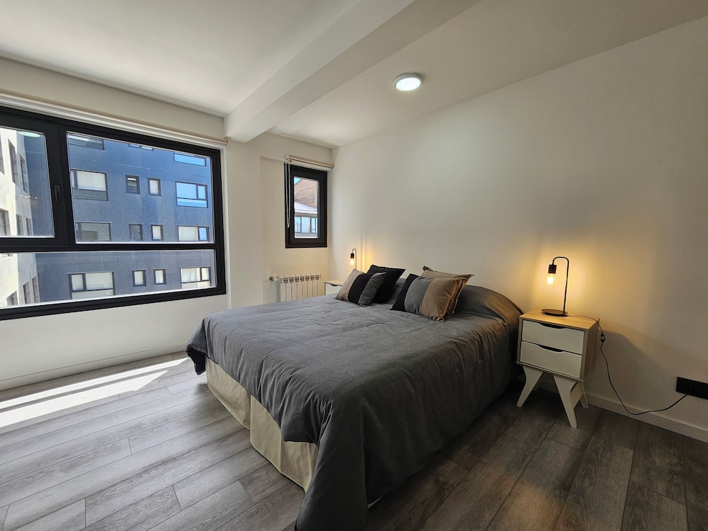 Edificio Vilena by InoutStays
