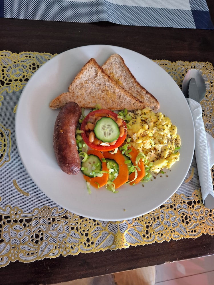 Shalakwe Hills-Inn Guesthouse