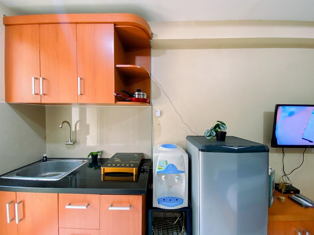 Comfy And Good Deal Studio At Kebagusan City Apartment