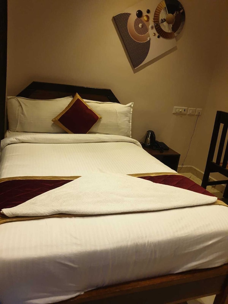 Hotel APM Grand