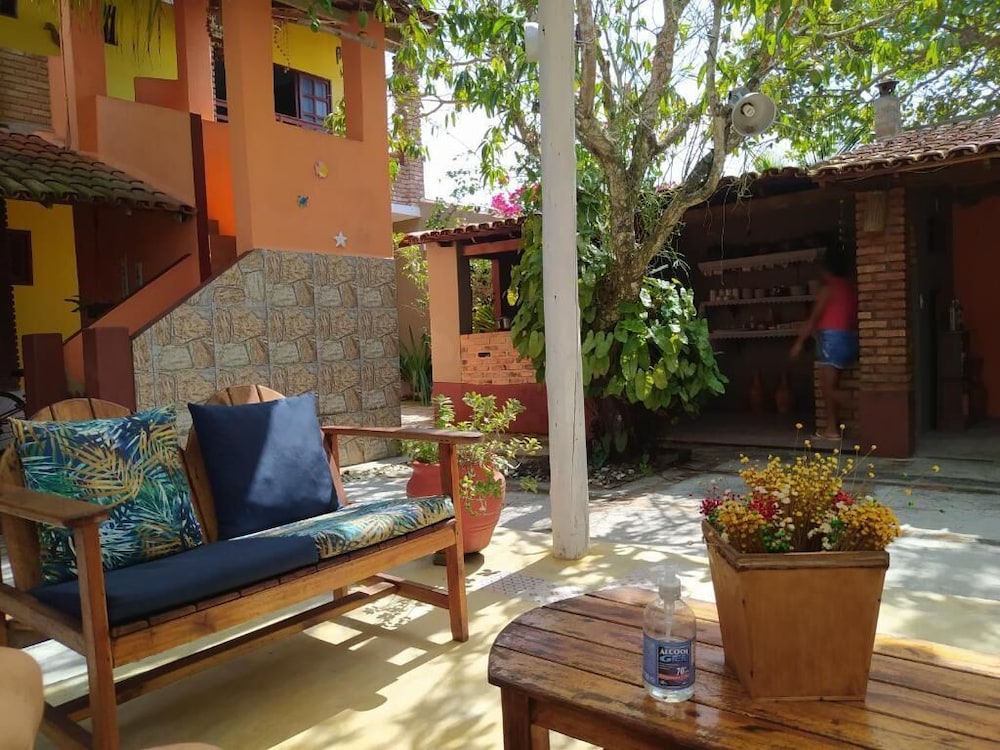 POUSADA ÁGUA DE COCO