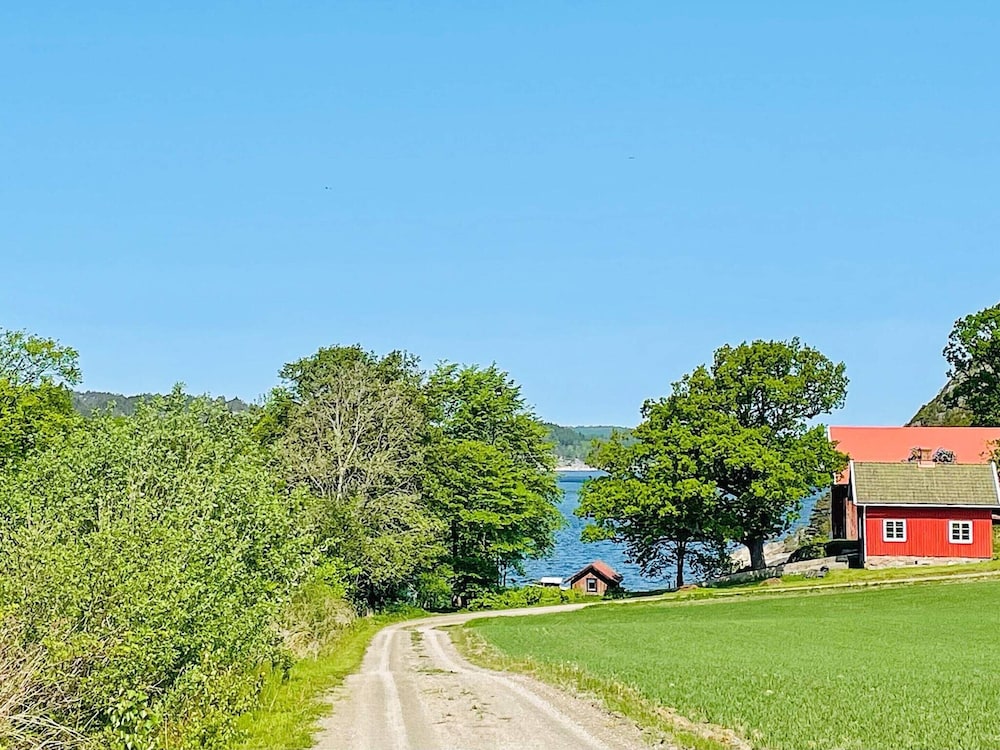 8 Person Holiday Home in Uddevalla-by Traum view 3