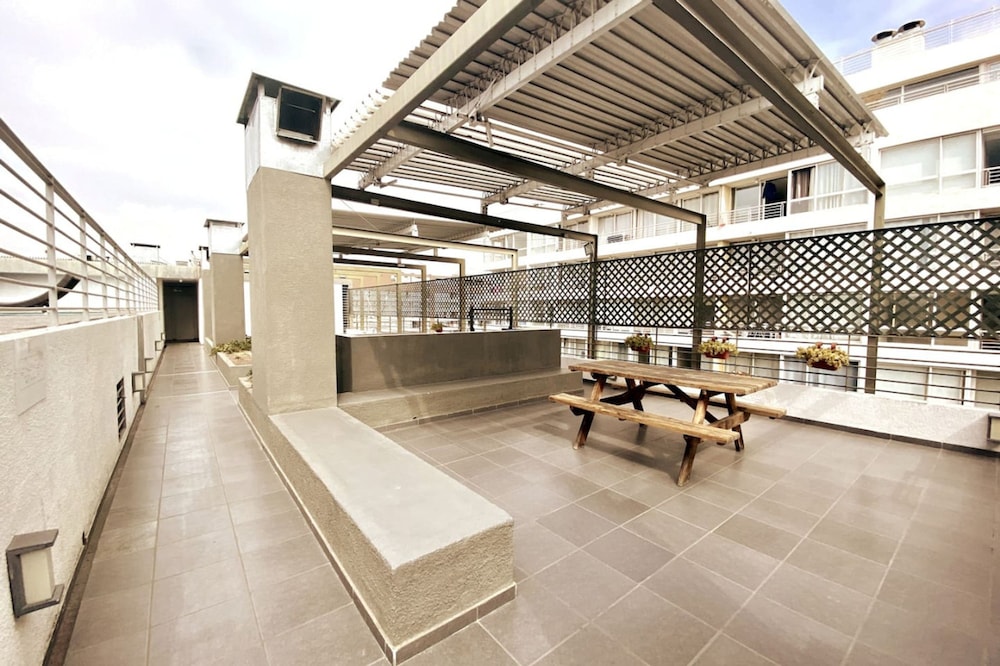 Loft Panoramic Home Office Laundry Pool Wifi