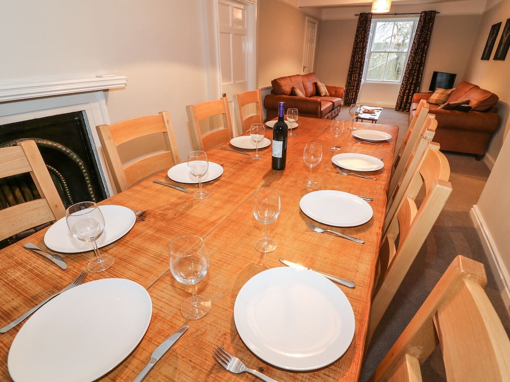 Whitefriars Lodge view 5
