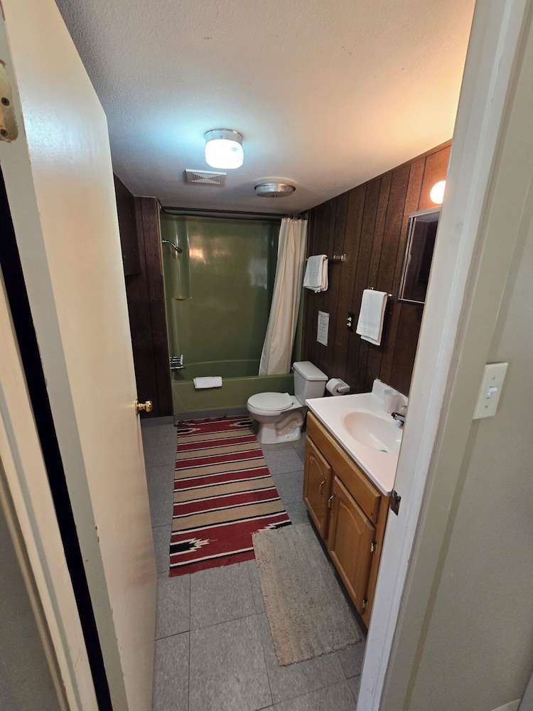 Chisos Mining Co Motel