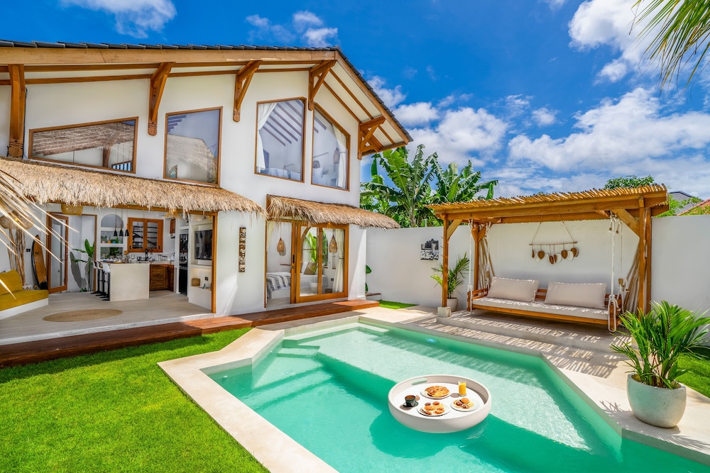 Villa Bong by Pertama Management