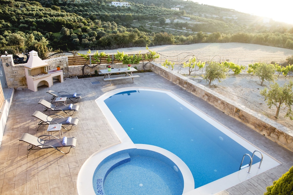Villa Saint George