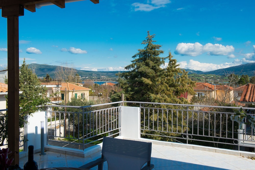 Regalo Apartments